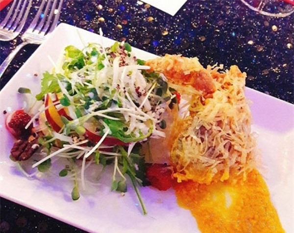 thuc don dam cuoi 5 sao viet dinh dam: nguoi dai son hao hai vi, nguoi lam co que binh dan - 6