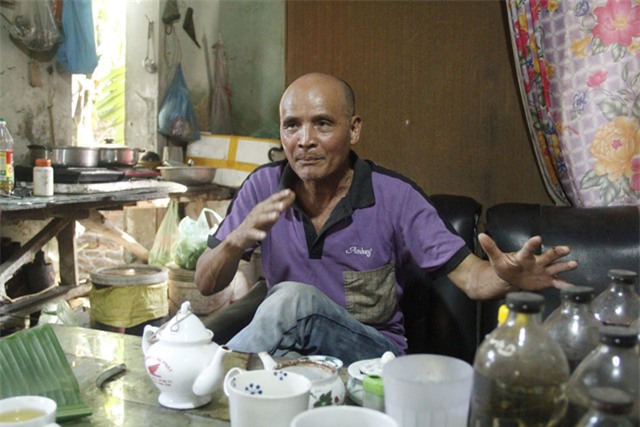 nguoi dan ong co 16 vo nhung cuoi cung van co don, tu lap ban tho cho chinh minh - 3