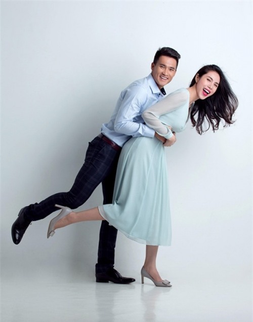 Lấy chồng, mấy ai sướng như Thủy Tiên khi Công Vinh luôn như soái ca ngôn tình - Ảnh 1.