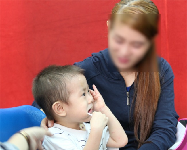 nguoi me da den don be trai bi bo roi o tu du: “em se khong de lac con lan nua” - 1