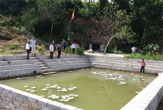 4 nu sinh chet duoi thuong tam duoi ao chua o bac giang - 1