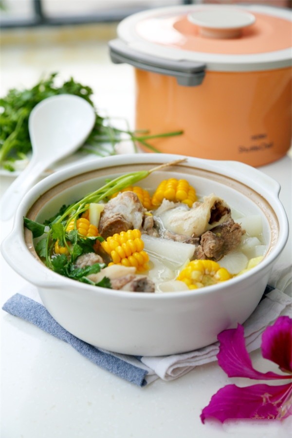 Canh xương nấu rau củ món đơn giản mà ngon cho bữa cơm ngày nóng - Ảnh 5.