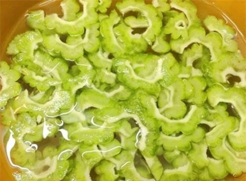 Uong nuoc nay vao buoi toi giam lien 5kg trong 1 tuan