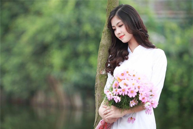 'Hot girl chan khoeo, mat lac' noi dinh dam mot thoi gio ra sao? hinh anh 11