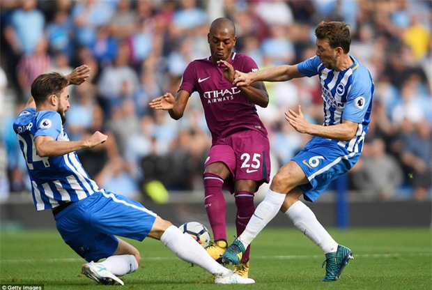 Man City toát mồ hôi giành 3 điểm trước đội bóng mới lên hạng - Ảnh 3.