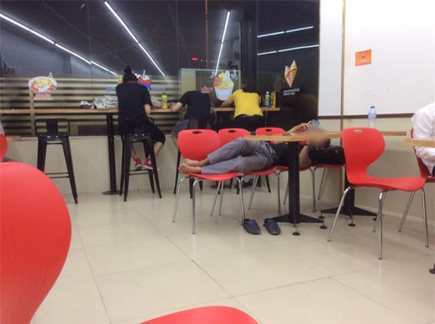 Nỗi ám ảnh kinh hoàng mang tên những thượng đế khó chiều ở các cửa hàng tiện lợi - Ảnh 5.