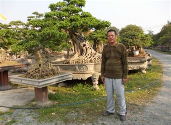 chơi ngông, đại gia Việt, nuôi thú dữ, lăng mộ, Dũng lò vôi, cây cảnh, dát vàng