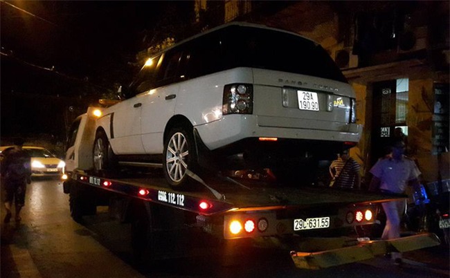 Danh tính tài xế Range Rover tông bé trai 2 tuổi tử vong