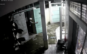 Hành động của tên trộm sau khi lấy được xe máy khiến nhiều người