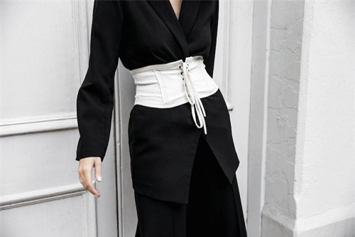 "len doi" tu do cong so bang 5 mon trang phuc thoi thuong - 2