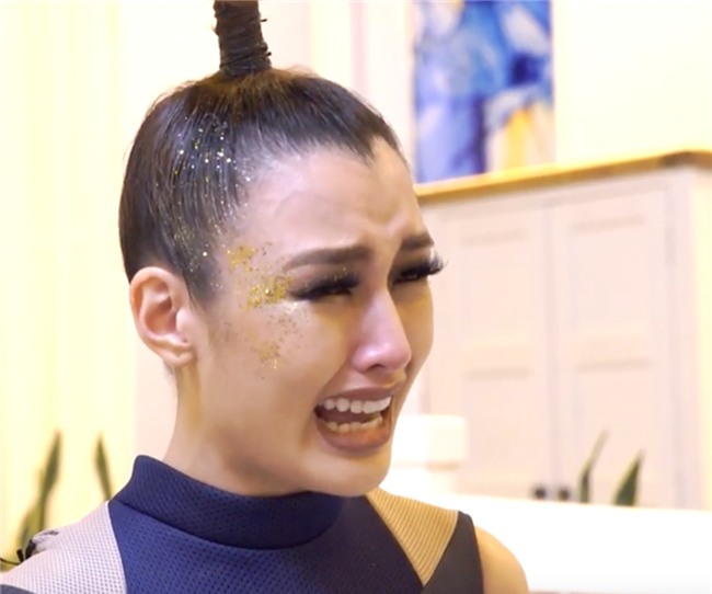 Minh Tú 'sửa sai' cho Hoàng Thùy bằng cách loại đi một thí sinh-3