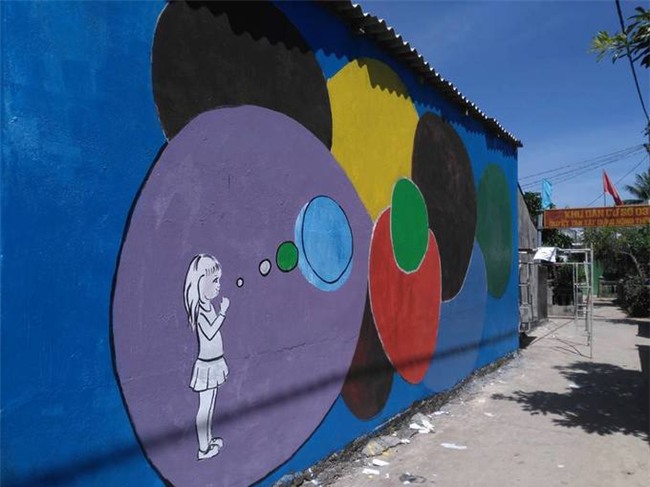 Làng bích họa mới ra mắt ở Lý Sơn