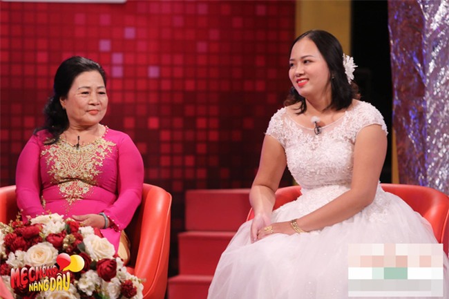 Mẹ chồng phúc hậu này khiến ai cũng xúc động vì thương yêu con dâu đã có con riêng - Ảnh 2.