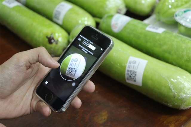 Các HTX đã tiếp nhận hệ thống in mã vạch và thực hiện in, dán tem mã vạch trên bao bì sản phẩm