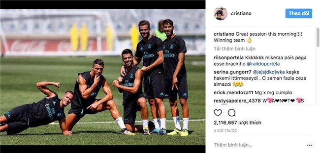 Ronaldo vui ve cuoi dua voi dong doi bat chap an phat hinh anh 3