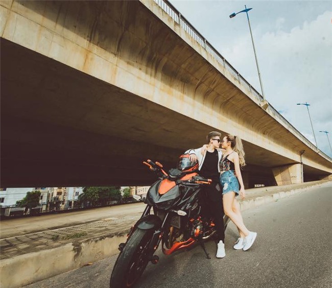 MC Ngọc Trang khoe ảnh cưới với người yêu đồng giới kém 8 tuổi-10