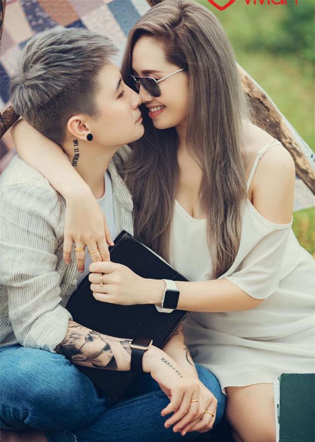 MC Ngọc Trang khoe ảnh cưới với người yêu đồng giới kém 8 tuổi-4