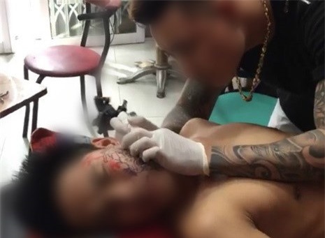 9X Da Nang xam hinh nguoi yeu cu len nguc hinh anh 2