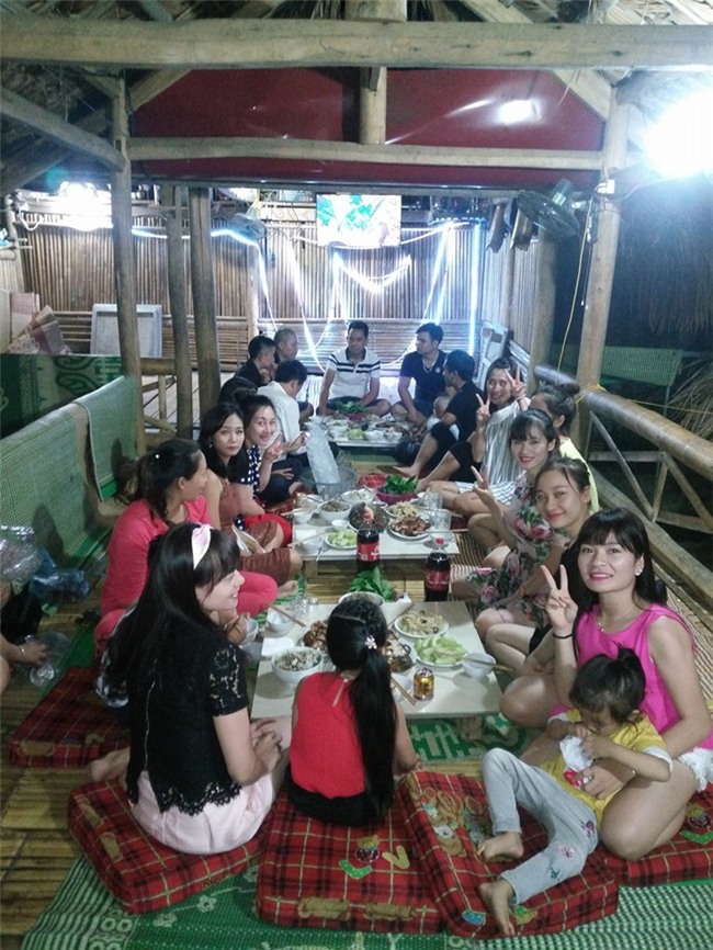 lam giau o nong thon: kiem tien cuc tu dich vu cau ca va nau an ngon hinh anh 6