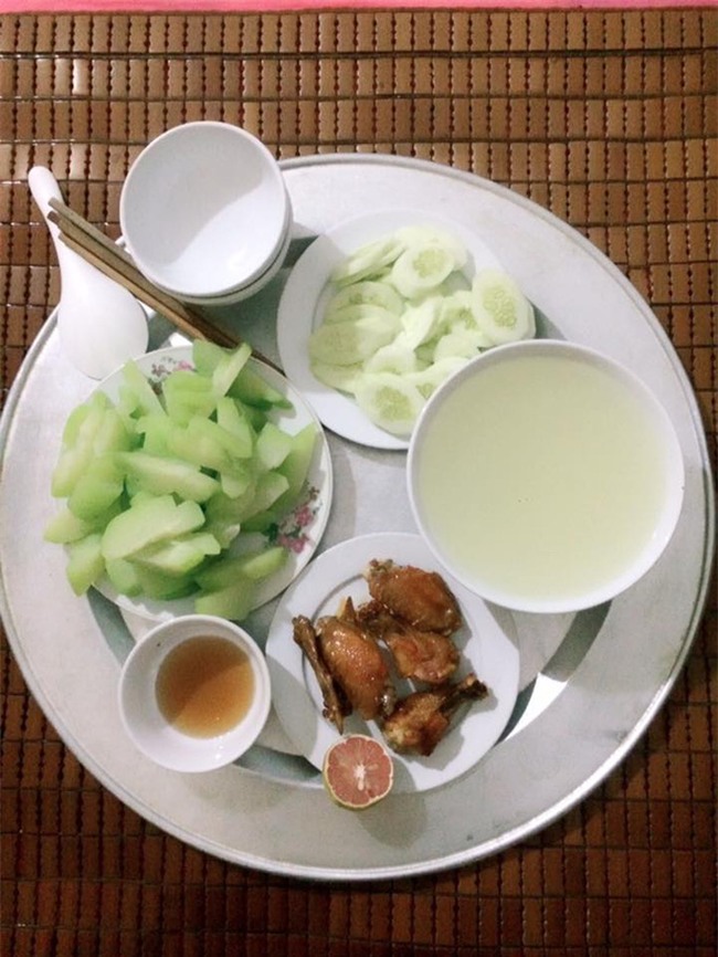 Cô nàng nhờ tư vấn nấu cơm 30k/bữa cho hai vợ chồng, chị em hồ hởi giới thiệu bao nhiêu là món ngon giá rẻ - Ảnh 7.