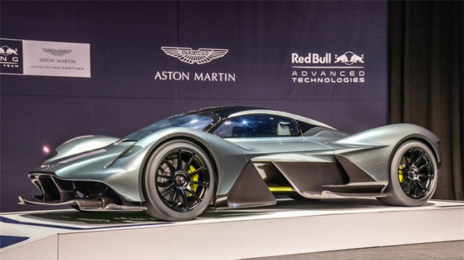 So tien mua Neymar mua duoc 86 chiec Bugatti Chiron hinh anh 2