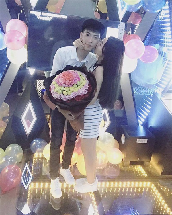 Sau 2 năm yêu xa, chàng trai làm một việc khiến cô gái ngỡ ngàng đến phát khóc-2