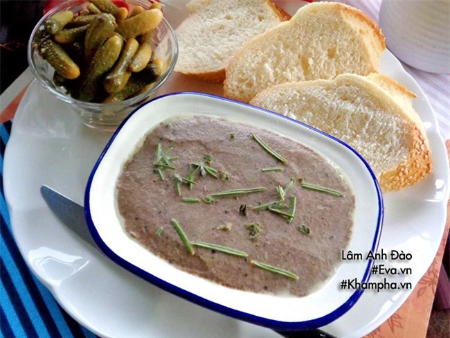 lam pate gan ga thom nuc mui, an sang kem banh mi ca nha me - 14