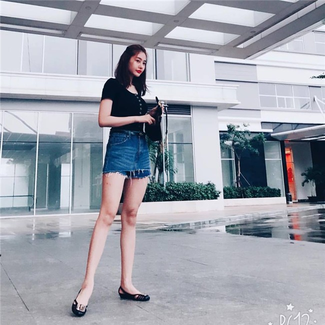 Linh Chi sexy từ phong cách đời thường đến thời trang thảm đỏ-7