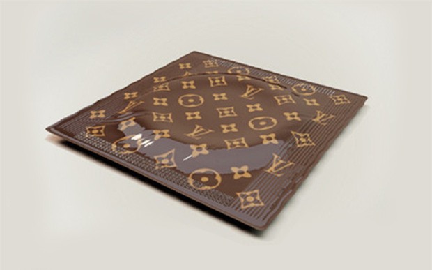 giới siêu giàu, dát vàng