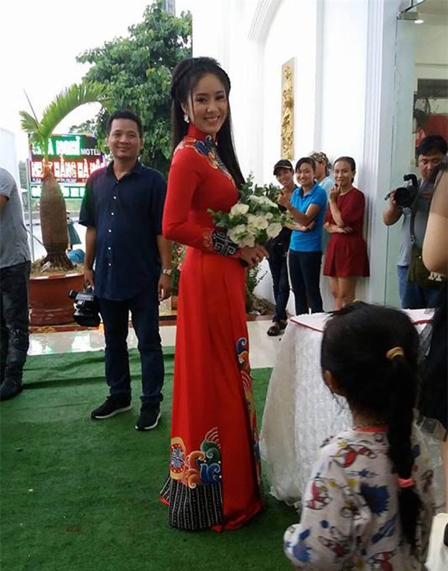 dam cuoi binh di cua le phuong va chong kem tuoi tai ninh thuan hinh anh 3