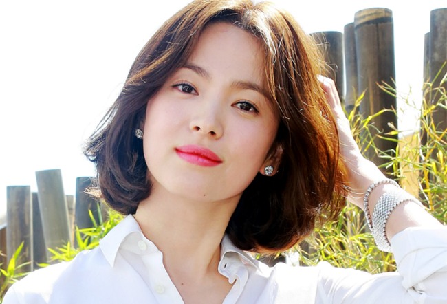 Song Hye Kyo và bí mật của sắc đẹp bất chấp thời gian, chẳng cần đến dao kéo - Ảnh 1.