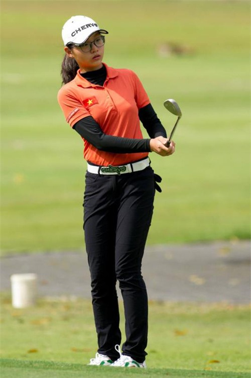 Golf thủ chân dài, xinh như hot girl trẻ nhất đoàn thể thao Việt Nam tại SEA Games 29 - Ảnh 4.