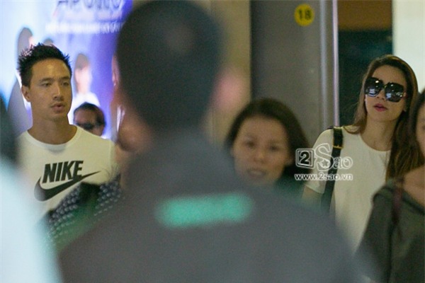 ĐỘC QUYỀN: Clip Hồ Ngọc Hà và Kim Lý hôn nhau khi cùng đi nghỉ dưỡng Côn Đảo-8