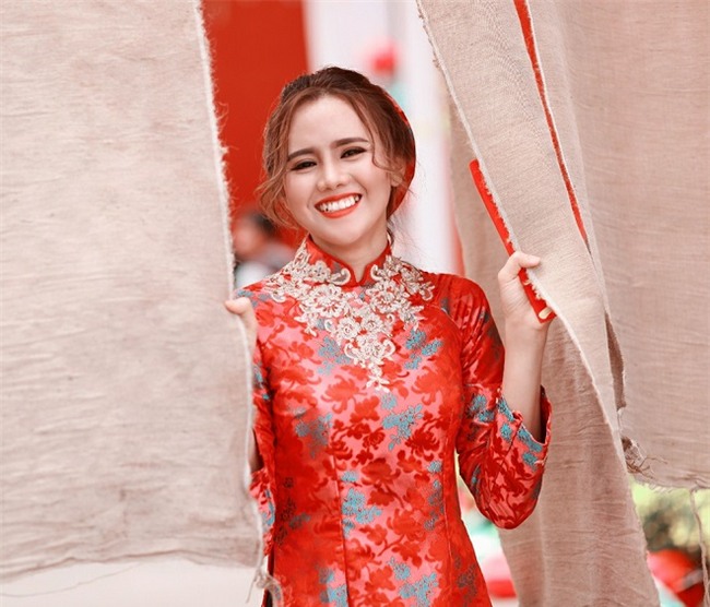 Mất tích 1 năm, cô gái 24 tuổi bị chê mặt lưỡi liềm trở về khiến mẹ nhận không ra-5