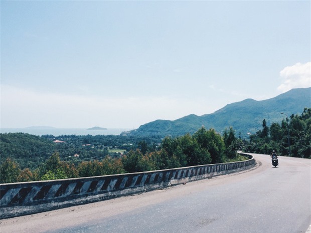 Trọn vẹn cẩm nang cho bạn khi ghé thăm Quy Nhơn: Điểm đến hot nhất mùa hè năm nay! - Ảnh 2.