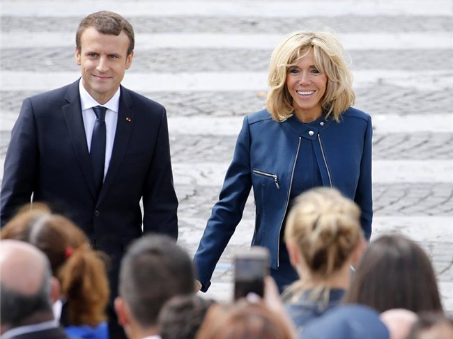 de nhat phu nhan phap lan dau len tieng ve moi tinh lang man voi chong it hon 25 tuoi - 4