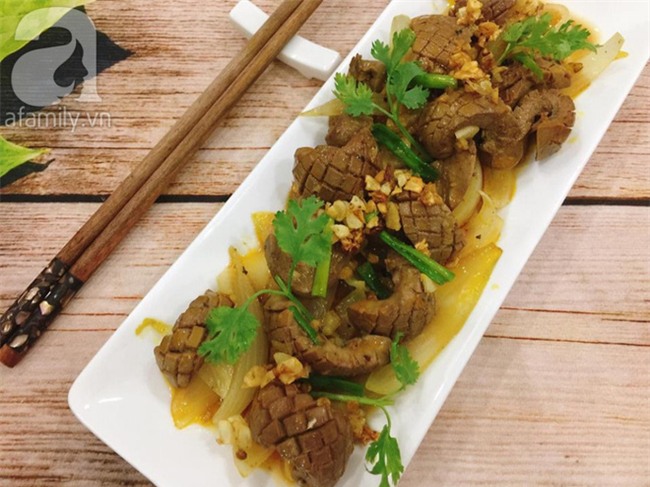 Bầu dục cháy tỏi - ăn cơm cũng ngon mà nhâm nhi nhậu cũng tuyệt - Ảnh 7.