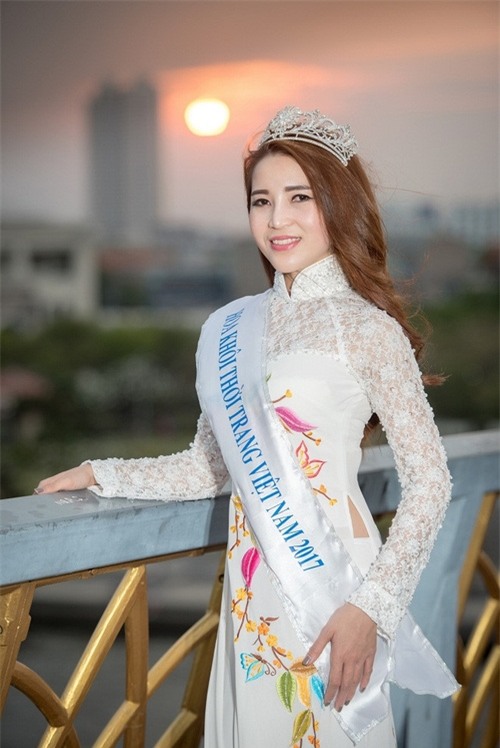 Cuộc sống sang chảnh của Thanh Hiền - Hoa khôi bán dâm nghìn đô trước khi bị bắt - Ảnh 3.