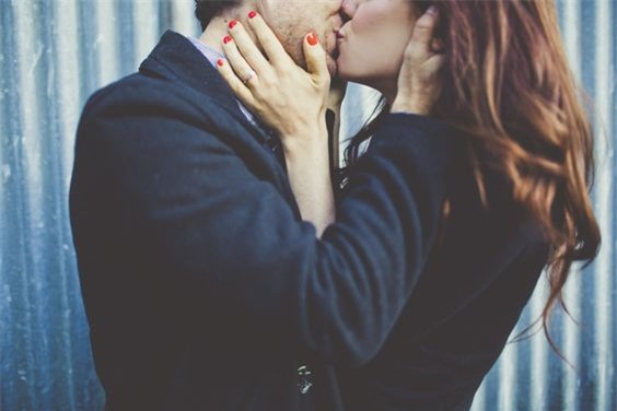 Cô bạn thân vung tiền, cướp chồng sắp cưới từ tay tôi-1