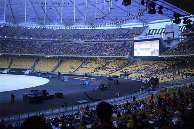 Sân khấu được dựng lên ở Bukit Jalil đang rút hoàn thành trước Giờ G