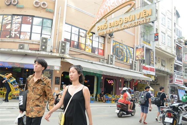Pho di bo Bui Vien o Sai Gon chinh thuc hoat dong vao toi nay hinh anh 3