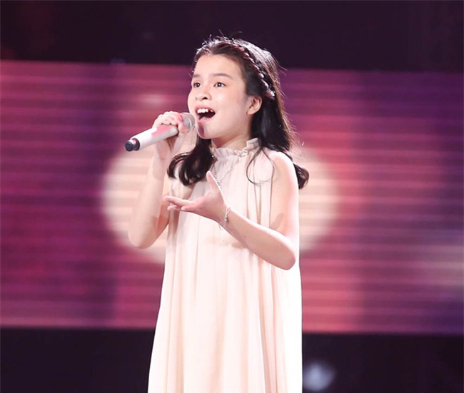tan chay voi giong ca 11 tuoi hat dan ca tai the voice kids hinh anh 3