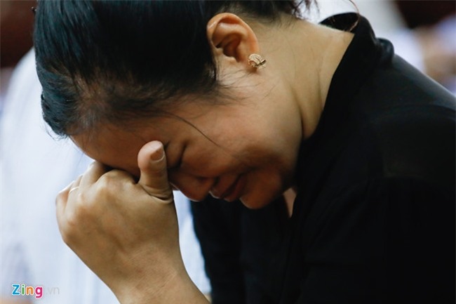 'Chiec dien thoai co 900.000 dong ma lay mang con gai nguoi ta' hinh anh 1