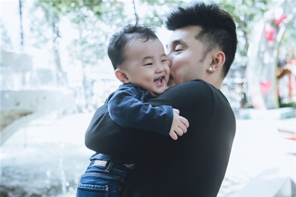 Cuộc sống hạnh phúc, giàu sang của Ưng Hoàng Phúc và bà xã siêu mẫu - Tin sao Viet - Tin tuc sao Viet - Scandal sao Viet - Tin tuc cua Sao - Tin cua Sao