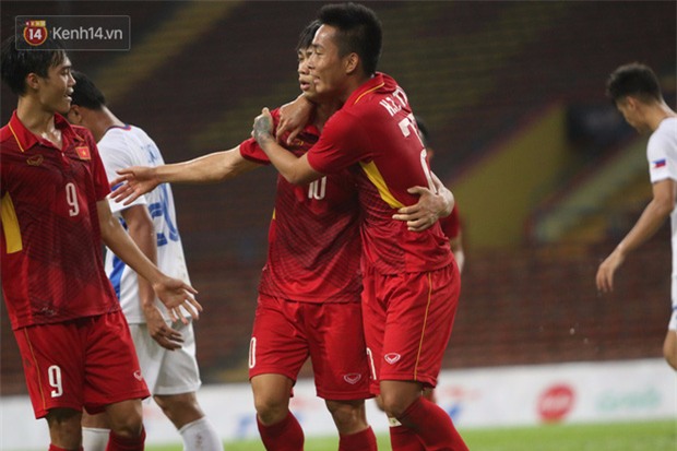 Công Phượng ghi bàn đẳng cấp, U22 Việt Nam lại thắng tưng bừng - Ảnh 7.