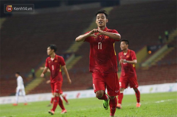 Công Phượng ghi bàn đẳng cấp, U22 Việt Nam lại thắng tưng bừng - Ảnh 10.
