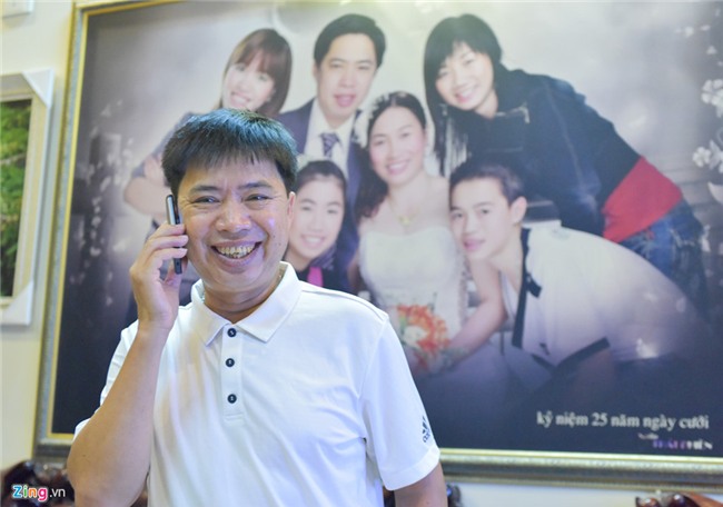 Gia dinh Van Toan quay quan co vu 'niem tu hao' cua dong ho hinh anh 10