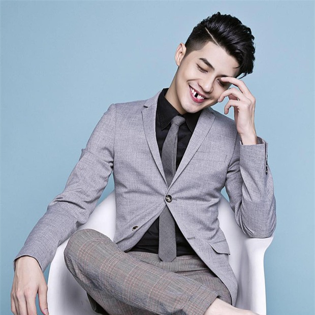 Trai xinh, gái đẹp showbiz Việt sẽ ra sao nếu một ngày bất ngờ… sún răng! - Ảnh 5.