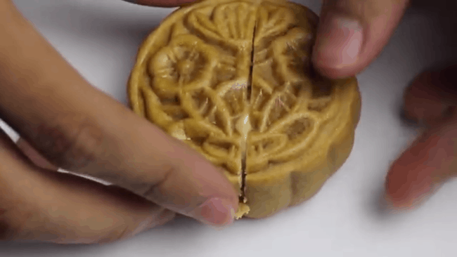 3 món bánh nhân kim sa thần thánh cứ xuất hiện là khiến giới mộ ẩm thực chao đảo - Ảnh 9.