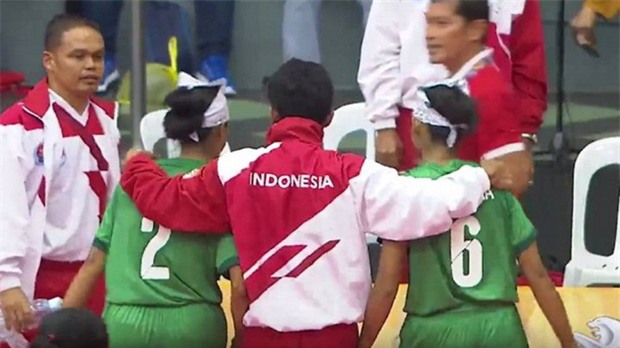 Cả đội cầu mây Indonesia bỏ thi đấu SEA Games 29 vì trọng tài xử ép - Ảnh 3.